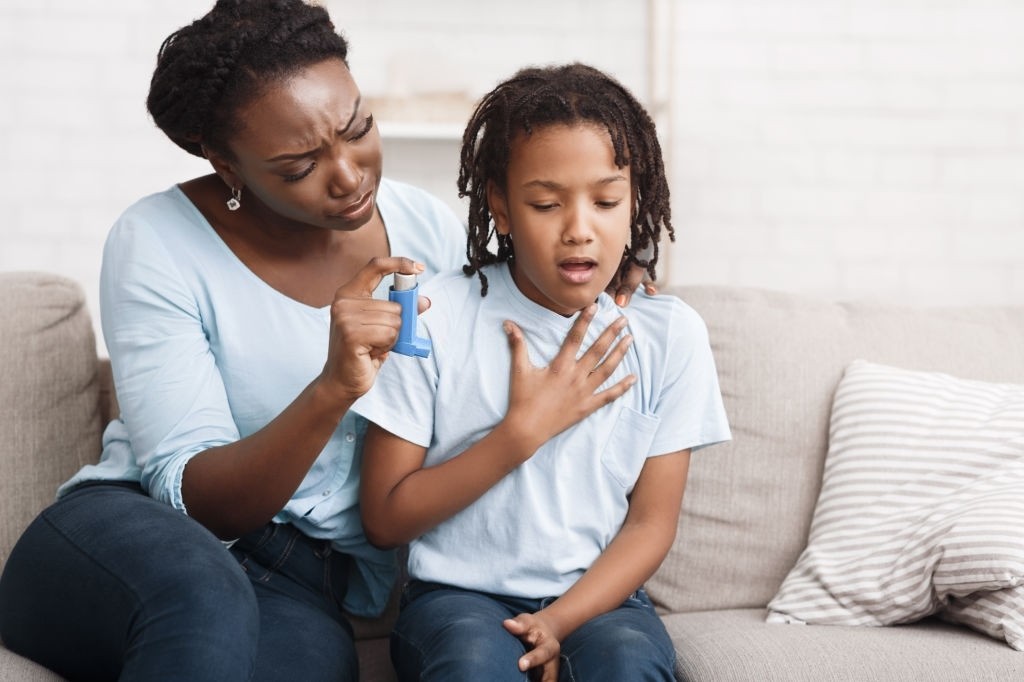 Bien contrôler l’asthme chez un enfant